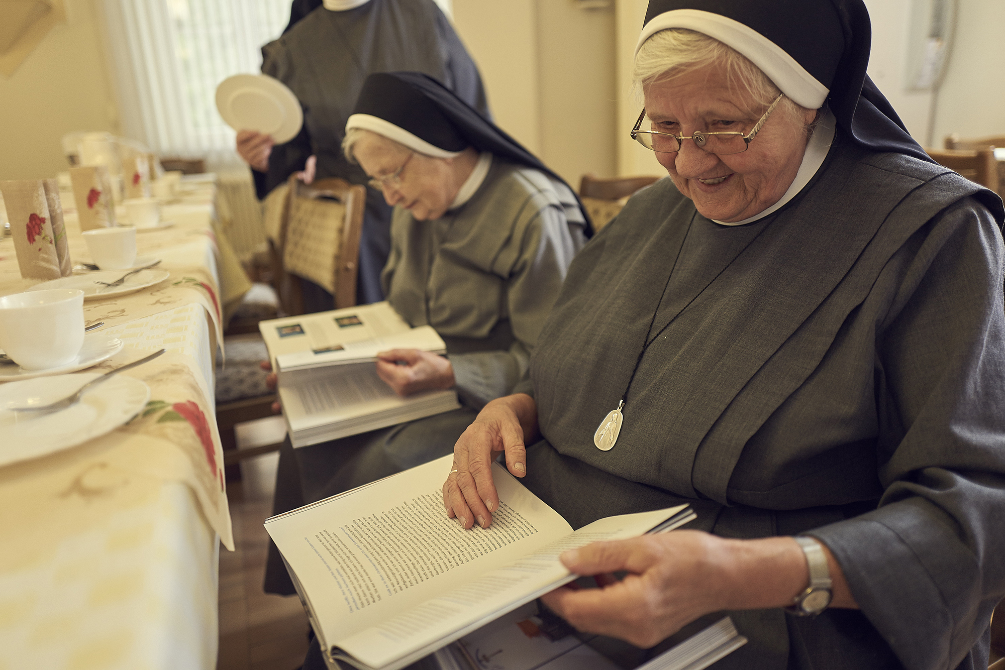 12_Gottgewollt_Buchuebergabe_2019-08-15_-13